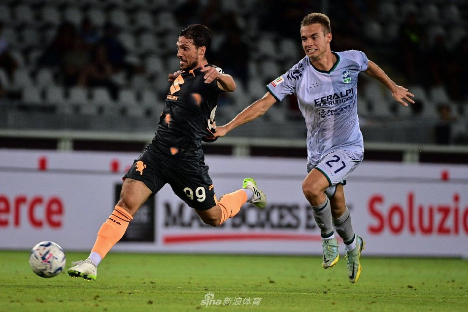 个赛季在五 个赛季在五