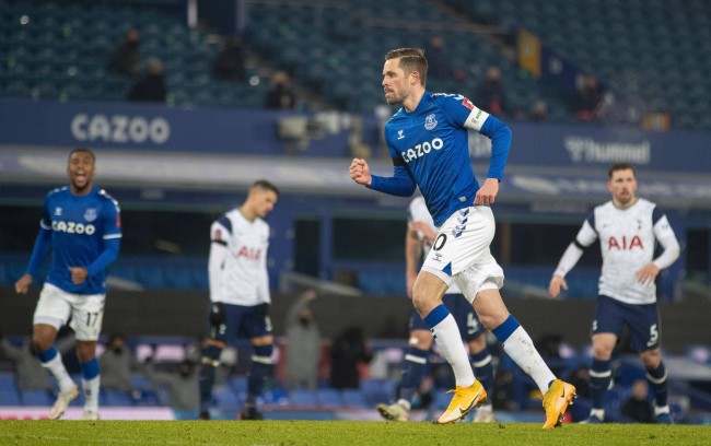 他灵活运用 他灵活运用