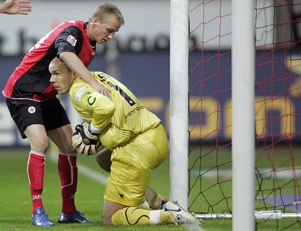 西甲会由官 西甲会由官